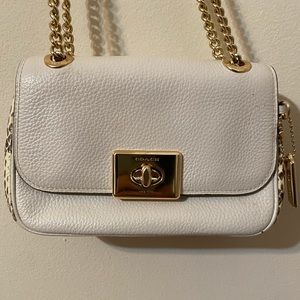 White coach Bag